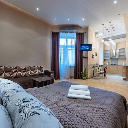 Apartments On Besarabka キエフ エクステリア 写真