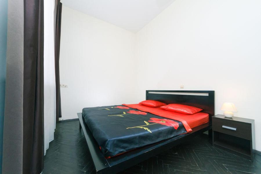 Apartments On Besarabka キエフ エクステリア 写真