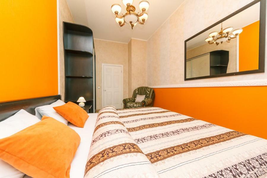 Apartments On Besarabka キエフ エクステリア 写真
